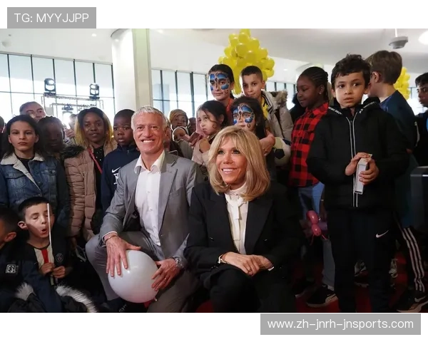 霍维尔三世与德尚布并列领跑LIV南非站首轮彰显强劲竞技状态